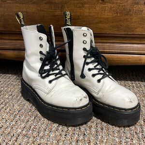 Platform Doc Martens